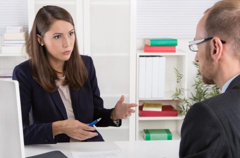 Las nuevas normas de la Abogacía española refuerzan la protección de los consumidores y usuarios