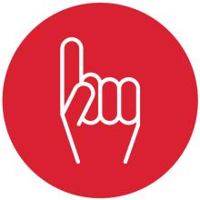 Mano cerrada con el dedo índice subido hacia arriba