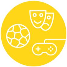 Balón de fútbol, máscaras de teatro y consola de videojuegos